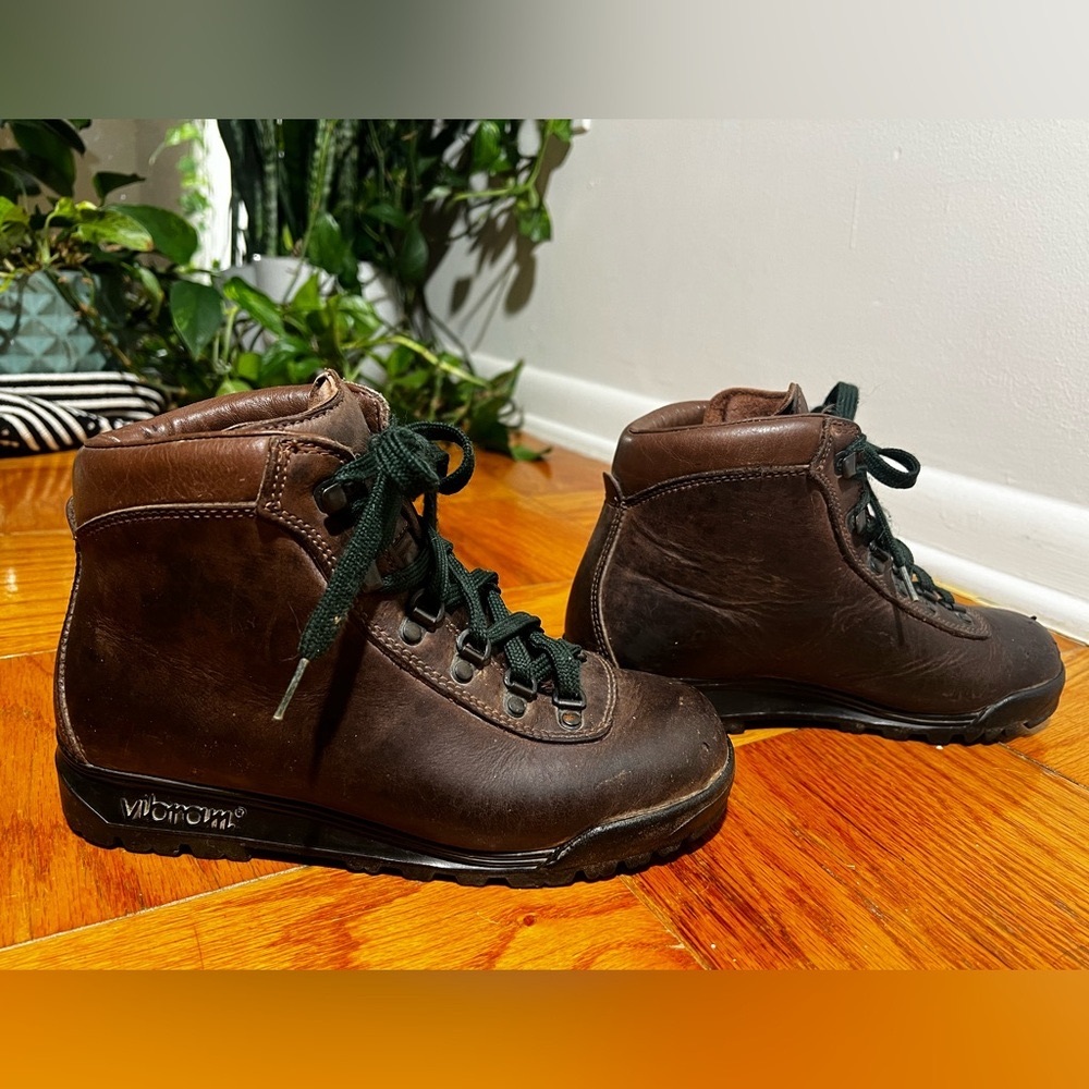 EMS Alico Leather Hiking Boots Sz7